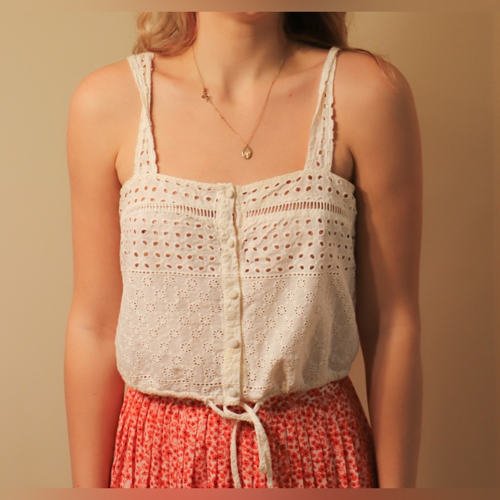 Pretty Cut Out Crop Top